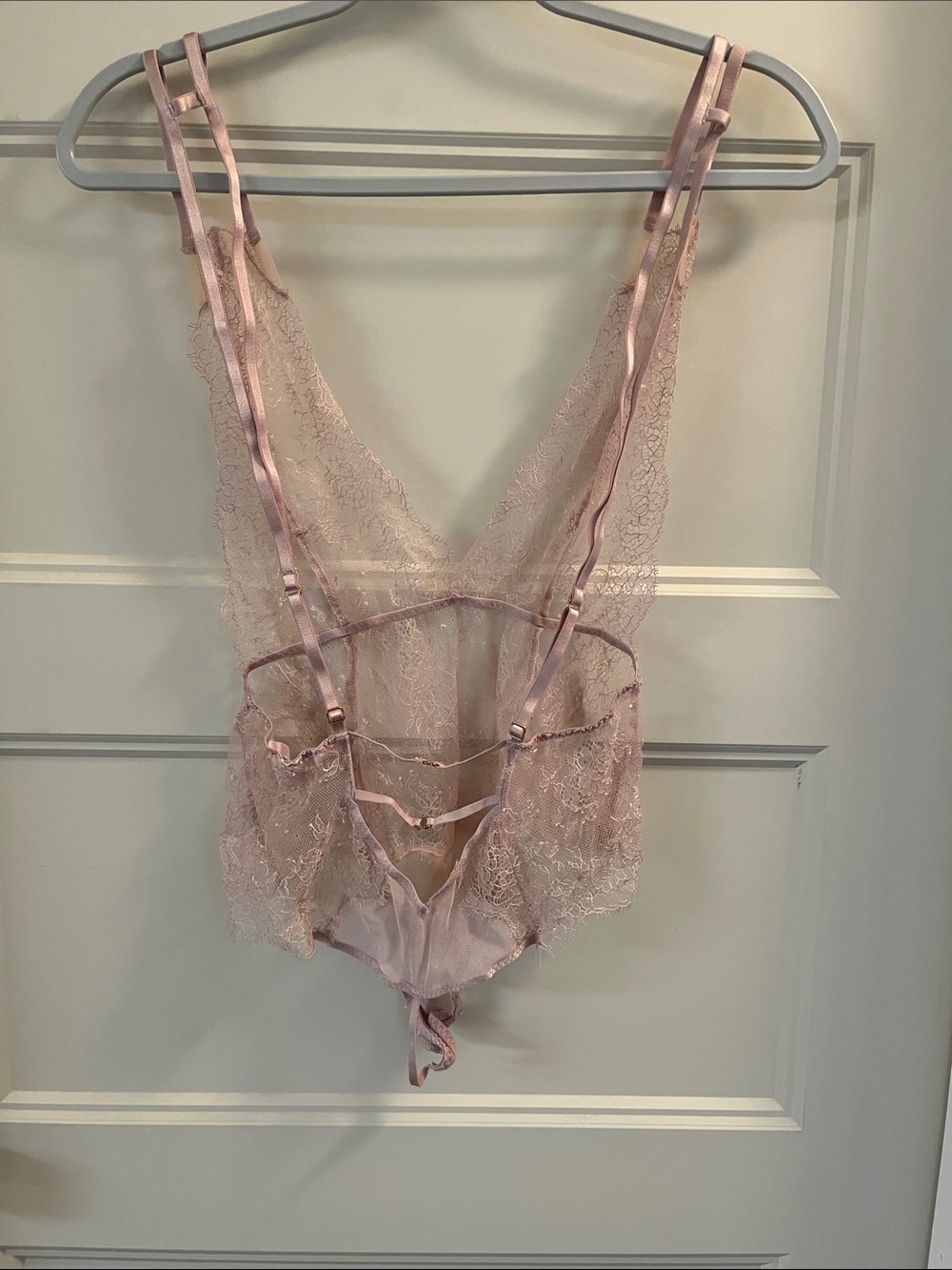 Victoria's Secret Sheer Lace Plunge Teddy - Light Violet Pink - Picture 2 of 3